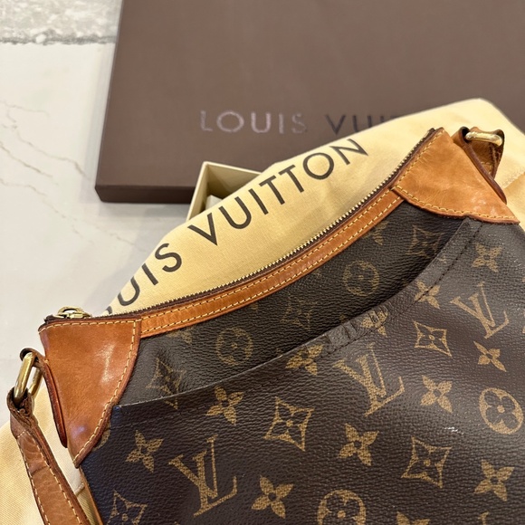 💞 RARE & Retired Louis Vuitton Odeon pm Crossbody in Monogram - Picture 15 of 15